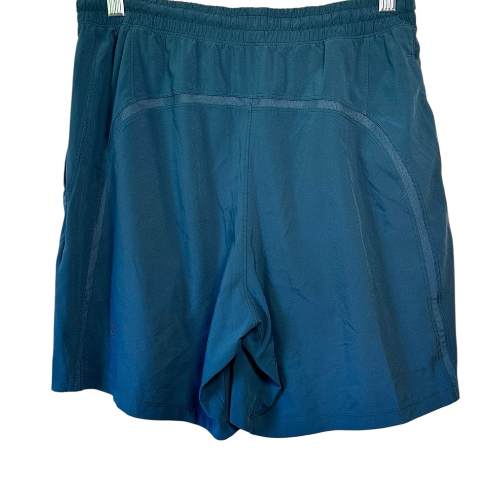 Lululemon Men's Pace Breaker Pull On Shorts Size Medium‎ 7 inch Running Preppy - Picture 2 of 4
